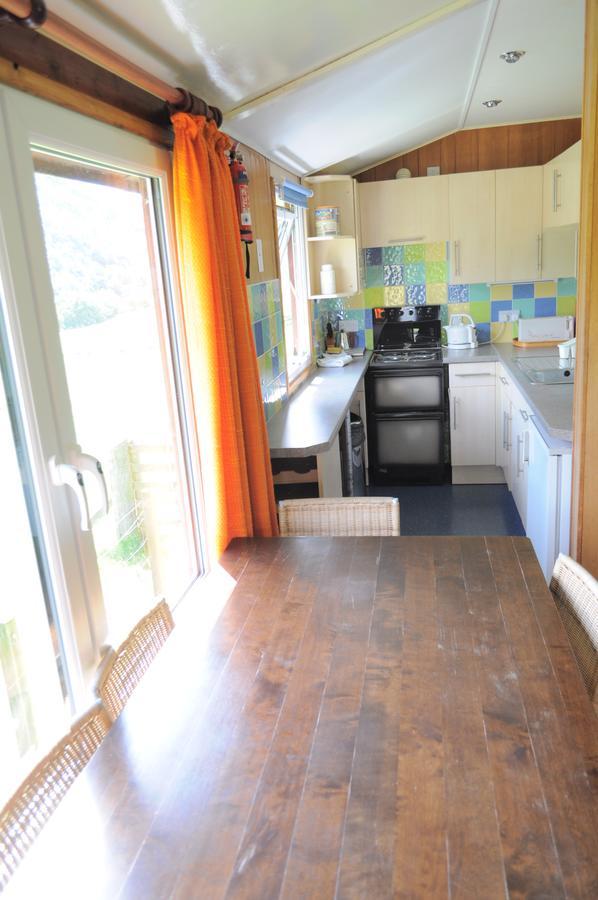 Lamont Chalet Self Catering Holiday Homes Creagmhor Glenelg Iv408La Dış mekan fotoğraf